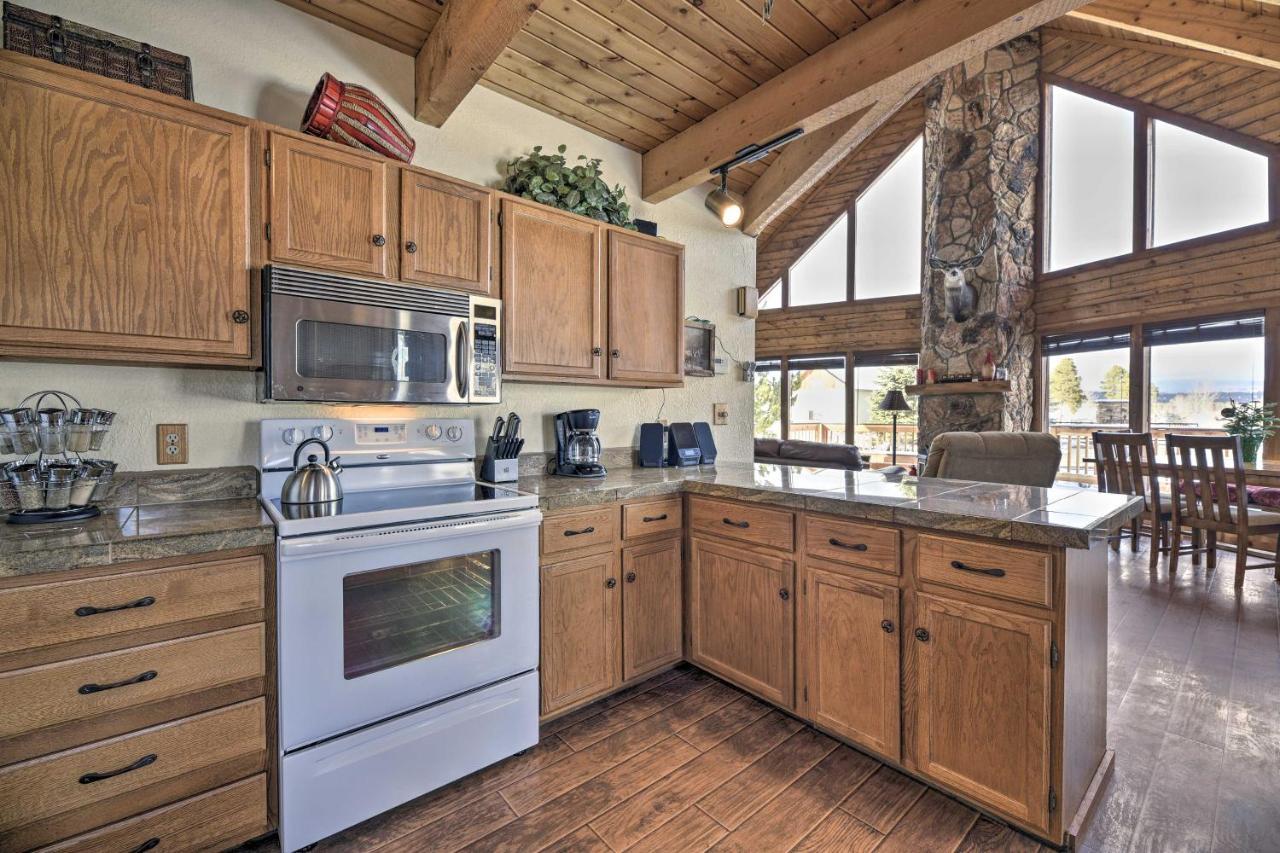 Rustic Village Lake Cabin Escape With Deck And Grill! Pagosa Springs Zewnętrze zdjęcie