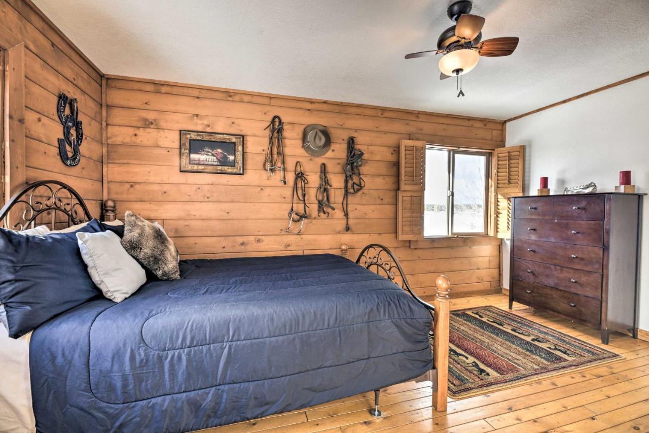 Rustic Village Lake Cabin Escape With Deck And Grill! Pagosa Springs Zewnętrze zdjęcie